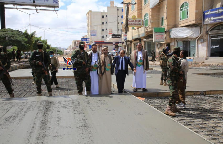 الرئيس المشاط يفتتح عدداً من المشاريع الخدمية في العاصمة