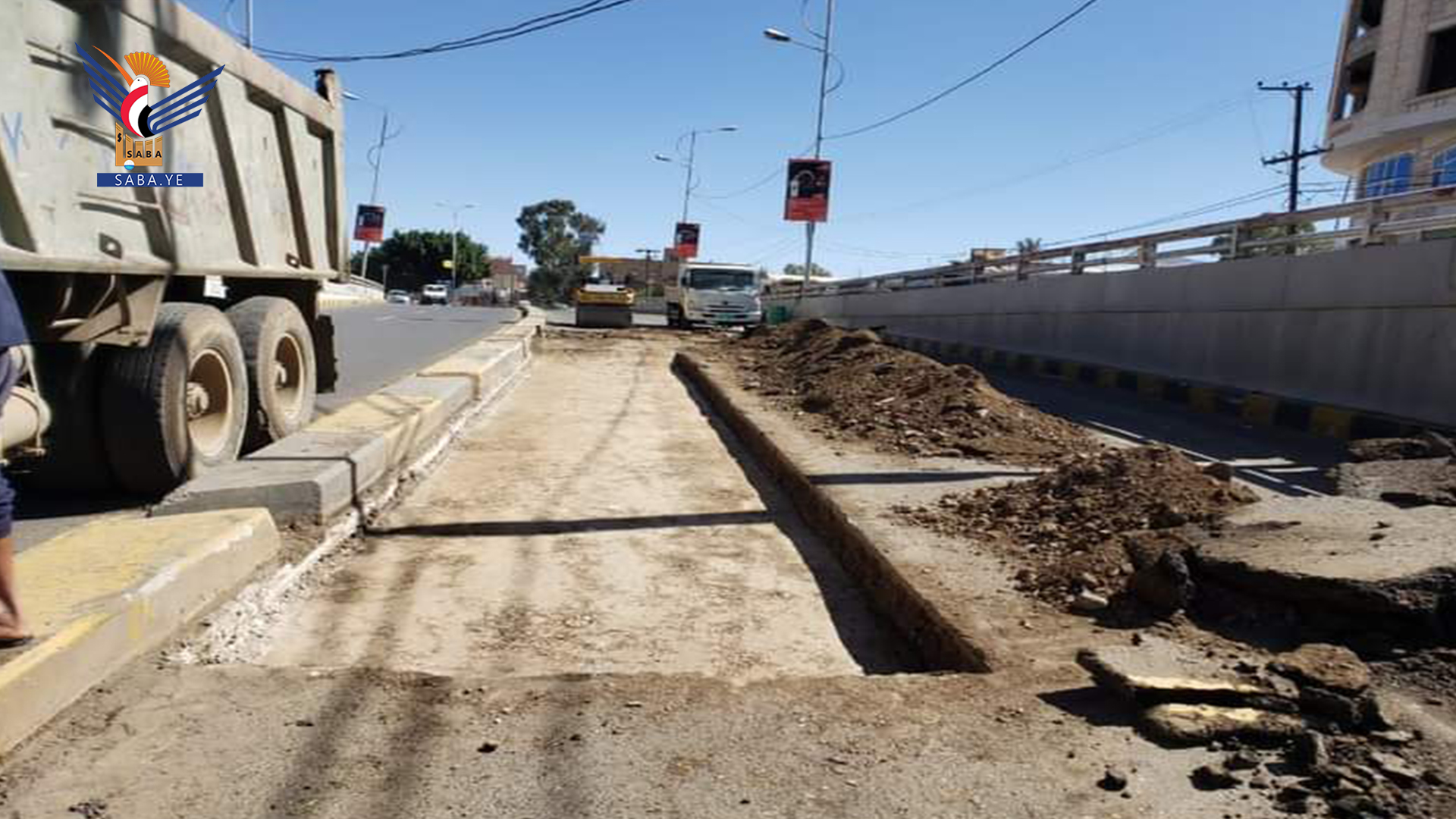 تنفيذ أعمال ترميم وصيانة في مختلف الشوارع والأنفاق بأمانة العاصمة