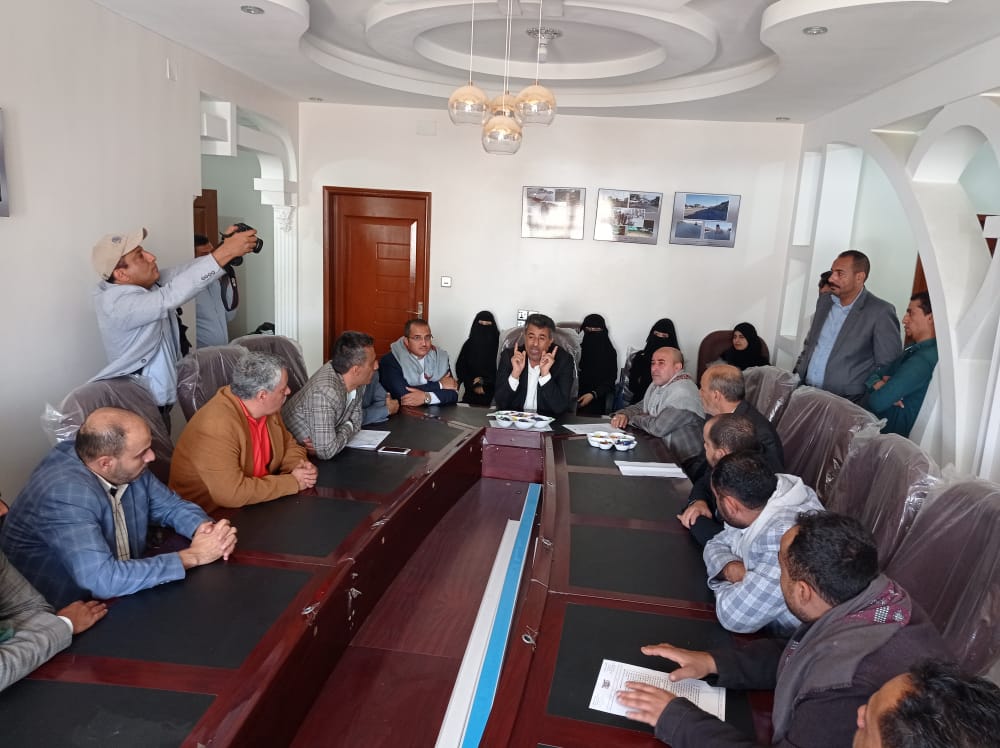 وكلاء الأمانة يتفقدون الانضباط الوظيفي بعدد من المكاتب والمديريات